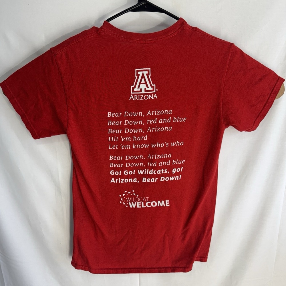 Bear Down Arizona Wildcats T-Shirt Red Size Small College Football - Picture 2 of 10